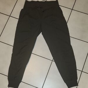 Lululemon Dance Studio Jogger  Size 8